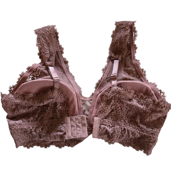 Aerie Eyelash Lace Padded Plunge Bralette, Meadow Bound, Large - Picture 3 of 5